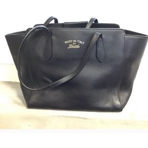 New Gucci Swing Tote - Black